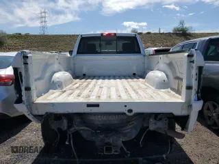2018 Ram 2500 Tradesman with VIN 3C6LR5ATXJG243358, listed as a Copart auction lot 53749965 with 115,505 mi miles and Salvage Title. Bid and sale history available at carsss.com. Image 6.