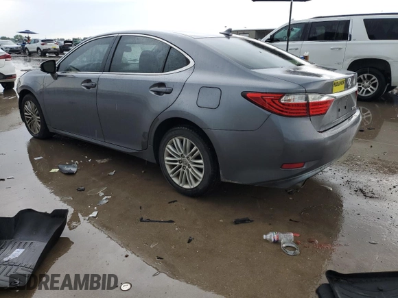 2014 Lexus ES 330 z VIN JTHBK1GG1E2093343, wystawiony jako Copart lot #55884065 z przebiegiem 150 998 mil mil oraz Szkoda całkowita • Salvage title. Historia ofert i sprzedaży dostępna na DreamBid. Obrazek 2.