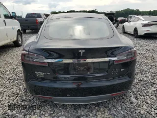 2014 Tesla Model S 60 z VIN 5YJSA1H12EFP62263, wystawiony jako Copart lot #63258675 z przebiegiem Nie podano mil oraz Czysty tytuł • Clean title. Historia ofert i sprzedaży dostępna na DreamBid. Obrazek 6.