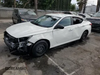 2025 Nissan Altima SV z VIN 1N4BL4DVXSN339566, wystawiony jako Copart lot #58870485 z przebiegiem 4 557 mil mil oraz Czysty tytuł • Clean title. Historia ofert i sprzedaży dostępna na DreamBid. Obrazek 1.