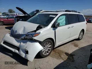 2017 Toyota Sienna XLE Auto Access Seat with VIN 5TDYZ3DC6HS865451, listed as a Copart auction lot 51005475 with 0 mi miles and Salvage Title. Bid and sale history available at carsss.com. Image 1.