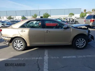 2012 Toyota Camry L z VIN 4T1BF1FKXCU035370, wystawiony jako IAAI lot #42073640 z przebiegiem 145 335 mil mil oraz . Historia ofert i sprzedaży dostępna na DreamBid. Obrazek 14.