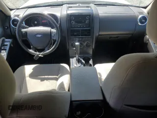 2008 Ford Explorer XLT z VIN 1FMEU63E78UA76898, wystawiony jako Copart lot #51746525 z przebiegiem 138 478 mil mil oraz Szkoda całkowita • Salvage title. Historia ofert i sprzedaży dostępna na DreamBid. Obrazek 8.