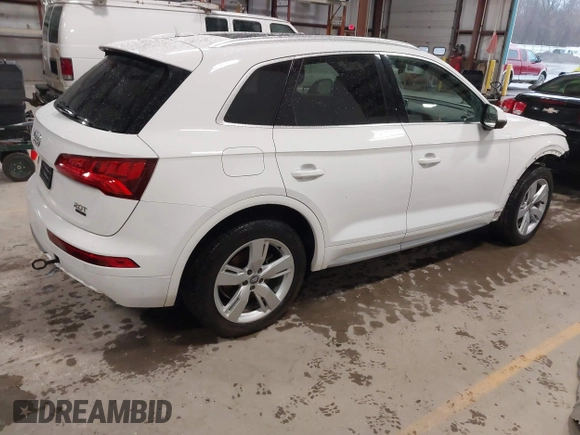 2018 Audi Q5 Premium Plus with VIN WA1BNAFY3J2236543, listed as a IAAI auction lot 41936777 with 86,994 mi miles. Bid and sale history available at carsss.com. Image 4.