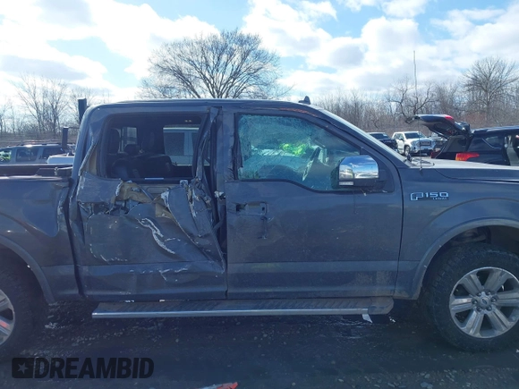 2018 Ford F-150 XL z VIN 1FTEW1E53JKE66560, wystawiony jako IAAI lot #41837583 z przebiegiem 131 060 mil mil oraz . Historia ofert i sprzedaży dostępna na DreamBid. Obrazek 13.