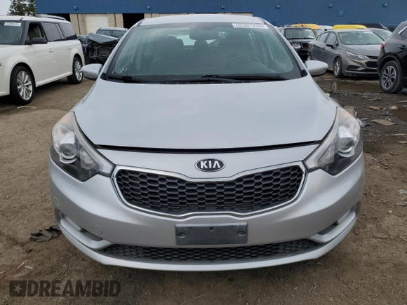 2015 Kia Forte 5-Door EX with VIN KNAFX5A8XF5336626, listed as a Copart auction lot 52307255 with 115,389 mi miles and Clean Title. Bid and sale history available at carsss.com. Image 5.
