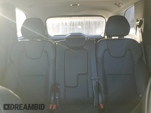 2022 Volvo XC90 Momentum with VIN YV4102CK3N1780278, listed as a Copart auction lot 76260684 with 37,246 mi miles and Salvage Title. Bid and sale history available at DreamBid. Image 10.