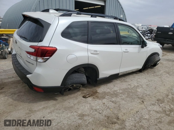 2019 Subaru Forester Premium with VIN JF2SKAGC6KH536286, listed as a Copart auction lot 49733775 with 77,573 mi miles and Salvage Title. Bid and sale history available at carsss.com. Image 3.
