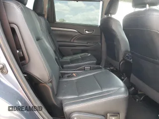 2019 Toyota Highlander Hybrid Limited with VIN 5TDDGRFHXKS067526, listed as a Copart auction lot 55407645 with 48,699 mi miles and Salvage title. Bid and sale history available at DreamBid. Image 11.