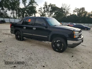 2005 Chevrolet Avalanche Z71 with VIN 3GNEK12Z75G245891, listed as a Copart auction lot 73457764 with 211,255 mi miles and Salvage Title. Bid and sale history available at carsss.com. Image 4.