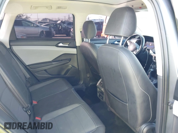 2022 Volkswagen Taos SE z VIN 3VVTX7B2XNM073480, wystawiony jako IAAI lot #41593882 z przebiegiem 93 363 mil mil oraz . Historia ofert i sprzedaży dostępna na DreamBid. Obrazek 8.