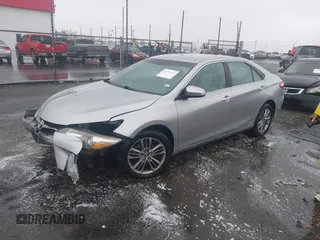2015 Toyota Camry XLE with VIN 4T1BF1FK0FU110663, listed as a IAAI auction lot 41931382 with 187,648 mi miles. Bid and sale history available at carsss.com. Image 20.