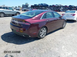2013 Lincoln MKZ z VIN 3LN6L2GKXDR824996, wystawiony jako IAAI lot #42574204 z przebiegiem 81 370 mil mil oraz . Historia ofert i sprzedaży dostępna na DreamBid. Obrazek 4.