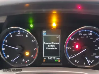2018 Toyota RAV4 Limited with VIN JTMDFREV8JD235765, listed as a IAAI auction lot 41312430 with 205,732 mi miles. Bid and sale history available at carsss.com. Image 7.