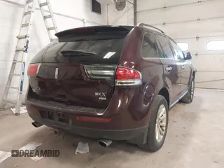 2011 Lincoln MKX with VIN 2LMDJ8JK5BBJ01386, listed as a IAAI auction lot 41983894 with 160,608 mi miles. Bid and sale history available at carsss.com. Image 6.