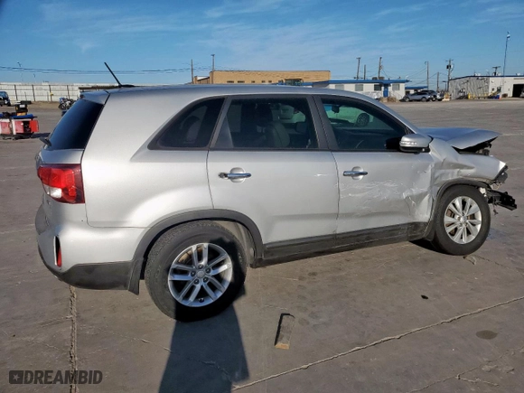 2015 Kia Sorento LX with VIN 5XYKT3A61FG591592, listed as a Copart auction lot 49106075 with 245,495 mi miles and Salvage Title. Bid and sale history available at carsss.com. Image 3.