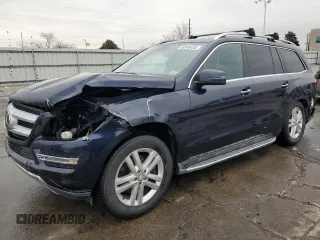 2014 Mercedes-Benz GL 450 z VIN 4JGDF7CE6EA421198, wystawiony jako Copart lot #48249435 z przebiegiem 130 456 mil mil oraz Szkody całkowita. Historia ofert i sprzedaży dostępna na DreamBid. Obrazek 1.