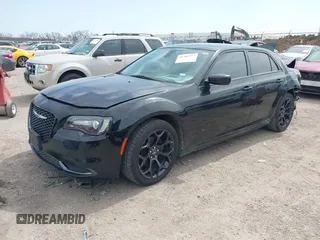 2019 Chrysler 300 Touring with VIN 2C3CCAAG7KH590626, listed as a IAAI auction lot 41769577 with 61,343 mi miles. Bid and sale history available at carsss.com. Image 2.