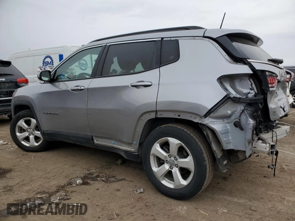 2019 Jeep Compass Altitude with VIN 3C4NJCBB6KT636236, listed as a Copart auction lot 44066075 with 71,612 mi miles and Clean Title. Bid and sale history available at carsss.com. Image 2.