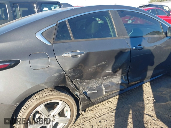 2017 Chevrolet Volt LT with VIN 1G1RA6S55HU174692, listed as a IAAI auction lot 41698441 with 124,652 mi miles. Bid and sale history available at carsss.com. Image 6.