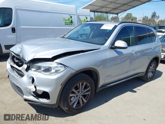 2014 BMW X5 sDrive35i with VIN 5UXKR2C54E0H31217, listed as a IAAI auction lot 41881021 with 163,492 mi miles. Bid and sale history available at carsss.com. Image 17.