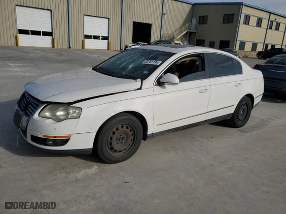 2007 Volkswagen CC VR6 Sport with VIN WVWEU73C17E159602, listed as a Copart auction lot 80761194 with 0 mi miles and Salvage Title. Bid and sale history available at carsss.com. Image 1.