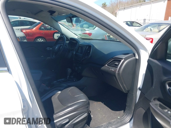 2020 Jeep Cherokee Latitude Plus с VIN 1C4PJMLB5LD651461, выставлен на аукционе IAAI как лот 41955561 с пробегом 69 081 миль миль и . История ставок и продаж доступна на DreamBid. Изображение 5.