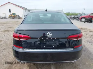 2020 Volkswagen Passat 2.0T SE with VIN 1VWWA7A30LC013193, listed as a IAAI auction lot 42127722 with 55,963 mi miles. Bid and sale history available at carsss.com. Image 16.