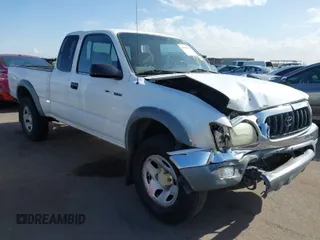 2002 Toyota Tacoma PreRunner with VIN 5TESM92N32Z883802, listed as a IAAI auction lot 41949270 with 219,690 mi miles and . Bid and sale history available at DreamBid. Image 1.