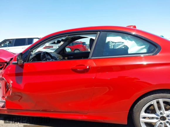 2016 BMW 2 Series 228i xDrive with VIN WBA1G9C51GV726732, listed as a IAAI auction lot 42197019 with 101,366 mi miles and . Bid and sale history available at DreamBid. Image 14.