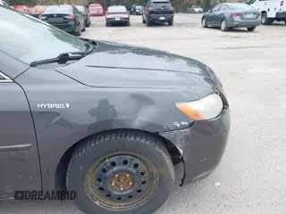 2007 Toyota Camry z VIN 4T1BB46K27U001703, wystawiony jako IAAI lot #42316610 z przebiegiem 211 752 mil mil oraz . Historia ofert i sprzedaży dostępna na DreamBid. Obrazek 12.