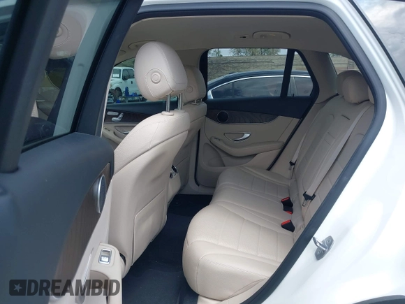 2019 Mercedes-Benz GLC 300 with VIN WDC0G4JB0KF670869, listed as a IAAI auction lot 42106326 with 51,047 mi miles and . Bid and sale history available at DreamBid. Image 8.