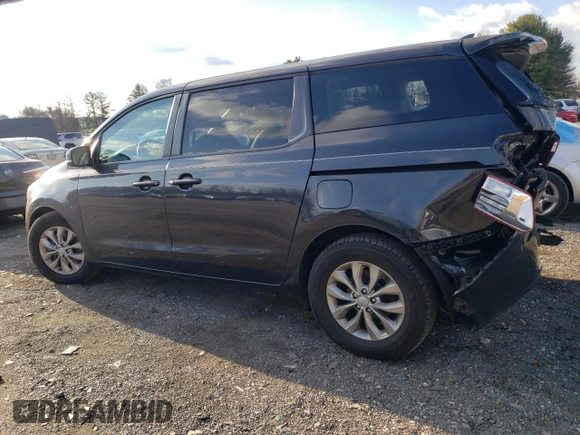 2019 Kia Sedona EX with VIN KNDMB5C13K6535725, listed as a Copart auction lot 82519594 with 57,129 mi miles and Salvage Title. Bid and sale history available at DreamBid. Image 2.
