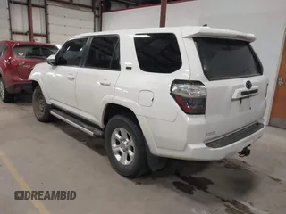 2015 Toyota 4Runner Limited with VIN JTEBU5JR5F5234181, listed as a IAAI auction lot 41444618 with 176,810 mi miles and . Bid and sale history available at carsss.com. Image 3.