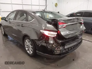2017 Ford Fusion SE with VIN 3FA6P0HDXHR252448, listed as a IAAI auction lot 41709141 with 111,501 mi miles. Bid and sale history available at carsss.com. Image 6.