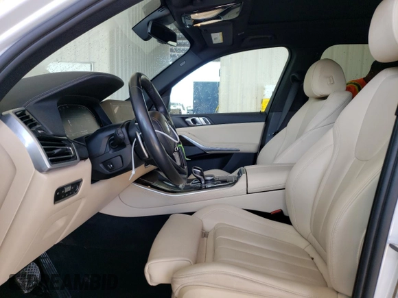 2021 BMW X5 sDrive40i with VIN 5UXCR4C01M9G60458, listed as a Copart auction lot 42600753 with 38,959 mi miles. Bid and sale history available at carsss.com. Image 7.