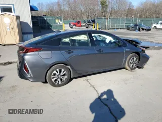 2017 Toyota Prius Plus with VIN JTDKARFP4H3064941, listed as a Copart auction lot 52567955 with 80,916 mi miles and Salvage Title. Bid and sale history available at DreamBid. Image 3.