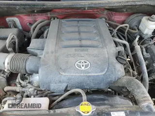 2017 Toyota Tundra SR5 с VIN 5TFDY5F15HX661498, выставлен на аукционе Copart как лот 65445185 с пробегом 102 431 миль миль и Списание • Salvage title. История ставок и продаж доступна на DreamBid. Изображение 16.
