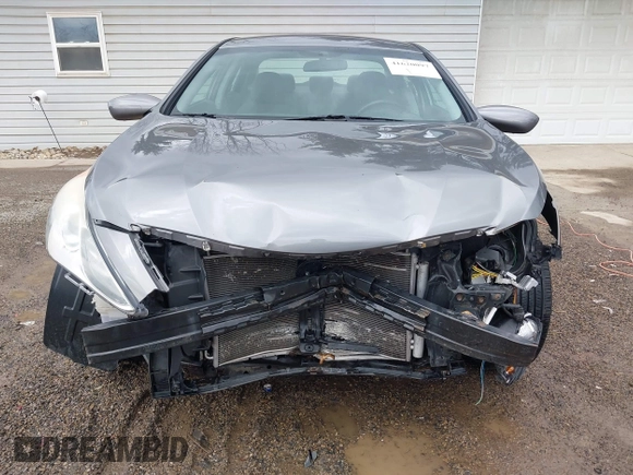 2011 Hyundai Sonata GLS with VIN 5NPEB4AC7BH086333, listed as a IAAI auction lot 41620097 with 102,429 mi miles. Bid and sale history available at carsss.com. Image 13.