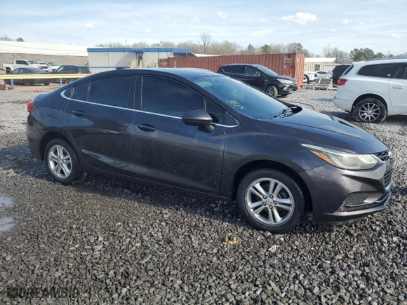 2017 Chevrolet Cruze LT with VIN 1G1BE5SM7H7219430, listed as a Copart auction lot 49978605 with 141,304 mi miles and Salvage Title. Bid and sale history available at carsss.com. Image 4.