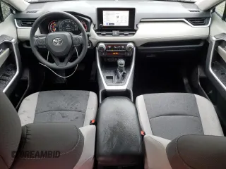 2025 Toyota RAV4 XLE with VIN 2T3W1RFV4SC304172, listed as a Copart auction lot 88953335 with 1,350 mi miles and Salvage Title. Bid and sale history available at carsss.com. Image 8.