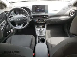 2022 Hyundai Kona SEL with VIN KM8K6CAB0NU819594, listed as a Copart auction lot 54339375 with 21,457 mi miles and Salvage Title. Bid and sale history available at DreamBid. Image 8.