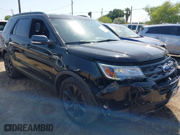 2018 Ford Explorer XLT z VIN 1FM5K7D85JGC54090, wystawiony jako IAAI lot #42001434 z przebiegiem 72 038 mil mil oraz . Historia ofert i sprzedaży dostępna na DreamBid. Obrazek 1.