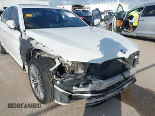 2017 BMW 5 Series 530i с VIN WBAJA5C32HG894894, выставлен на аукционе IAAI как лот 40905321 с пробегом 93 520 миль миль и . История ставок и продаж доступна на DreamBid. Изображение 6.