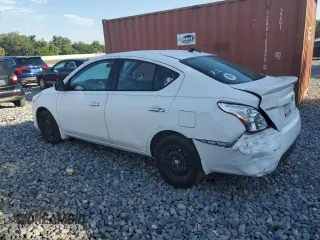 2016 Nissan Versa S z VIN 3N1CN7AP7GL893786, wystawiony jako Copart lot #58394985 z przebiegiem 107 461 mil mil oraz Szkoda całkowita • Salvage title. Historia ofert i sprzedaży dostępna na DreamBid. Obrazek 2.