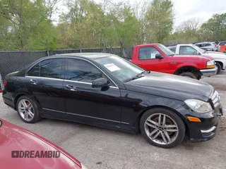 2013 Mercedes-Benz C-Class C 300 Sport with VIN WDDGF8AB5DR259585, listed as a IAAI auction lot 42019712 with 98,718 mi miles. Bid and sale history available at carsss.com. Image 13.