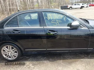 2009 Mercedes-Benz C-Class 3.0L Sport with VIN WDDGF81X99R070764, listed as a IAAI auction lot 41971687 with 142,718 mi miles. Bid and sale history available at carsss.com. Image 13.