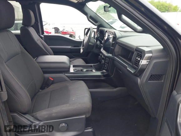 2024 Ford F-150 with VIN 1FTEX2LP1RKE72862, listed as a IAAI auction lot 42214197 with 25,672 mi miles and . Bid and sale history available at DreamBid. Image 5.