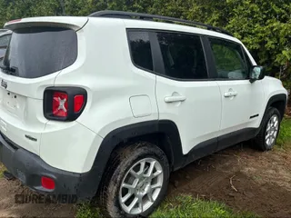 2022 Jeep Renegade Latitude with VIN ZACNJDB16NPN47773, listed as a IAAI auction lot 42215542 with Not provided miles and . Bid and sale history available at DreamBid. Image 4.