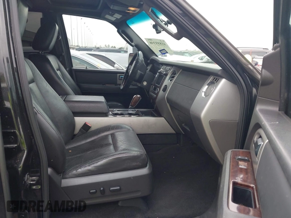2010 Ford Expedition Limited z VIN 1FMJU1K54AEB67145, wystawiony jako IAAI lot #41859398 z przebiegiem Nie podano mil oraz . Historia ofert i sprzedaży dostępna na DreamBid. Obrazek 5.